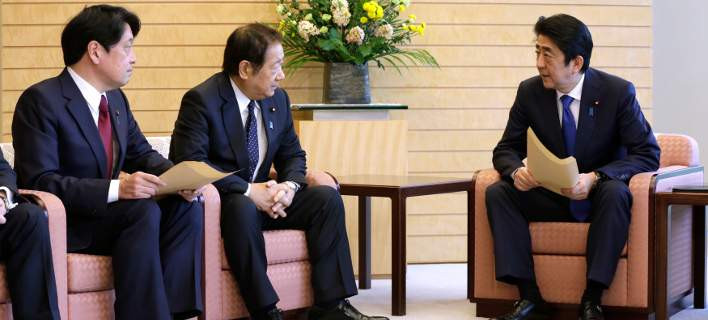 Η Ιαπωνία εξετάζει το ενδεχόμενο να αγοράσει επιθετικά όπλα -Ανησυχεί λόγω Βόρειας Κορέας